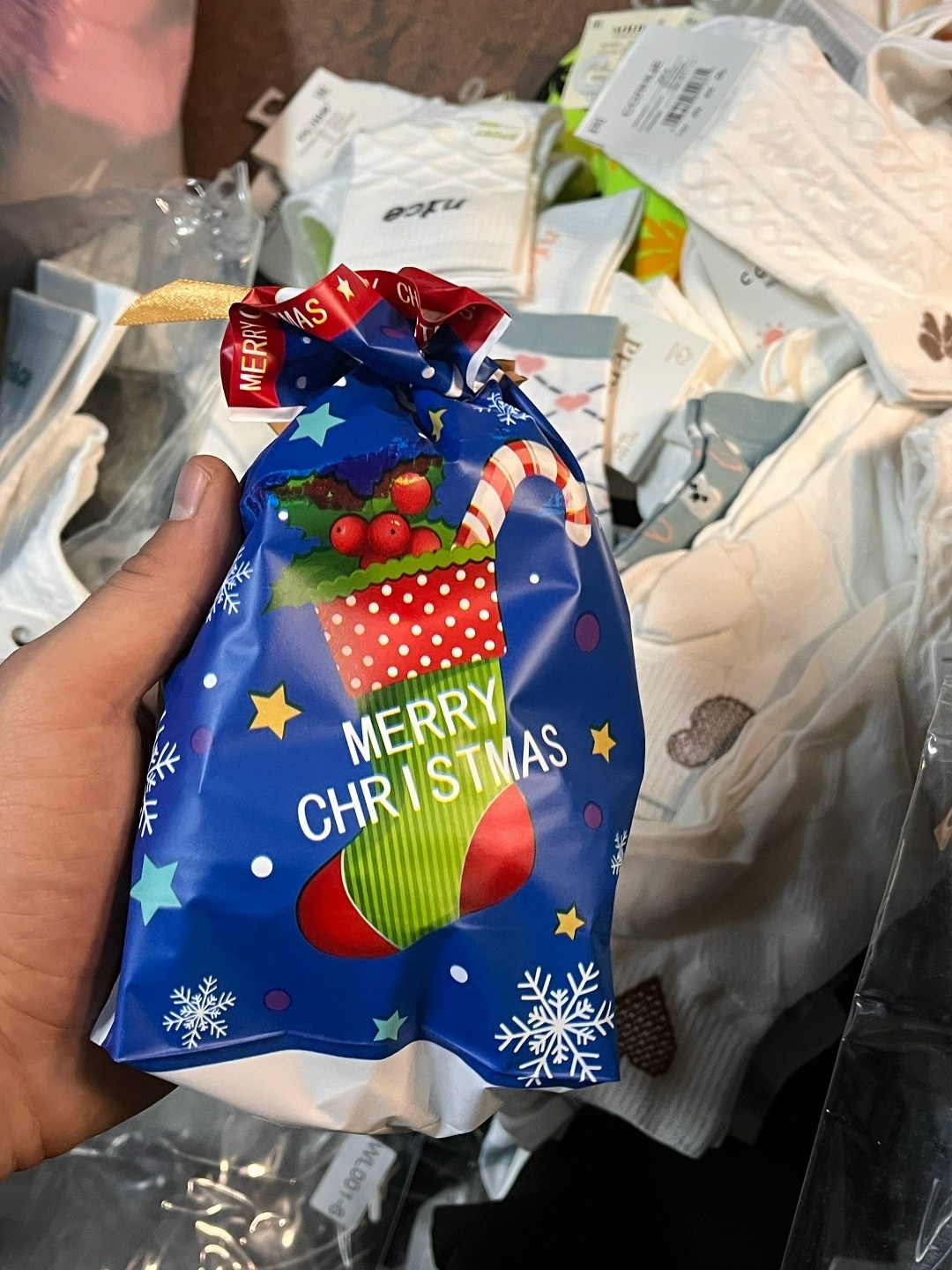 носки новогодние набор,носки новогодние для подарка,подарочные носки на новый год,комплект новогодних носков,носки женские новогодние набор