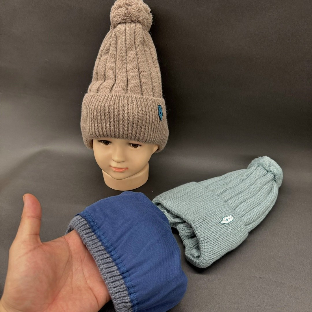 шапка вязаная демисезонная на завязках русбубон,комплект шапка со снудом для мальчика русбубон,шапка вязаная демисезонная и снуд русбубон,шапка вязаная для мальчика,комплект шапка со снудом для мальчи