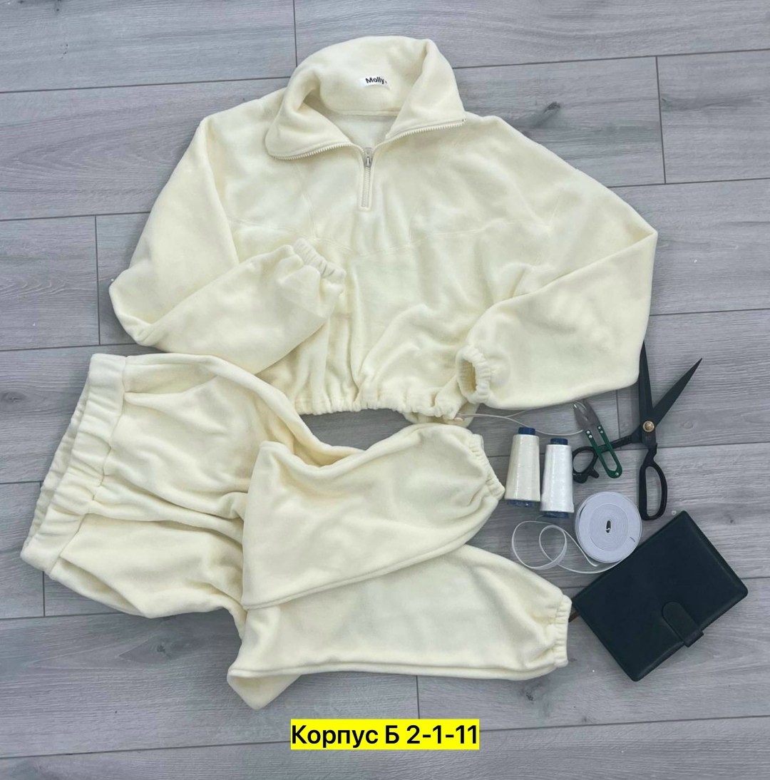 женский спортивный костюм на флисе,костюм женский на флисе,костюм женский спортивный теплый,костюм женский теплый,костюм теплый на флисе