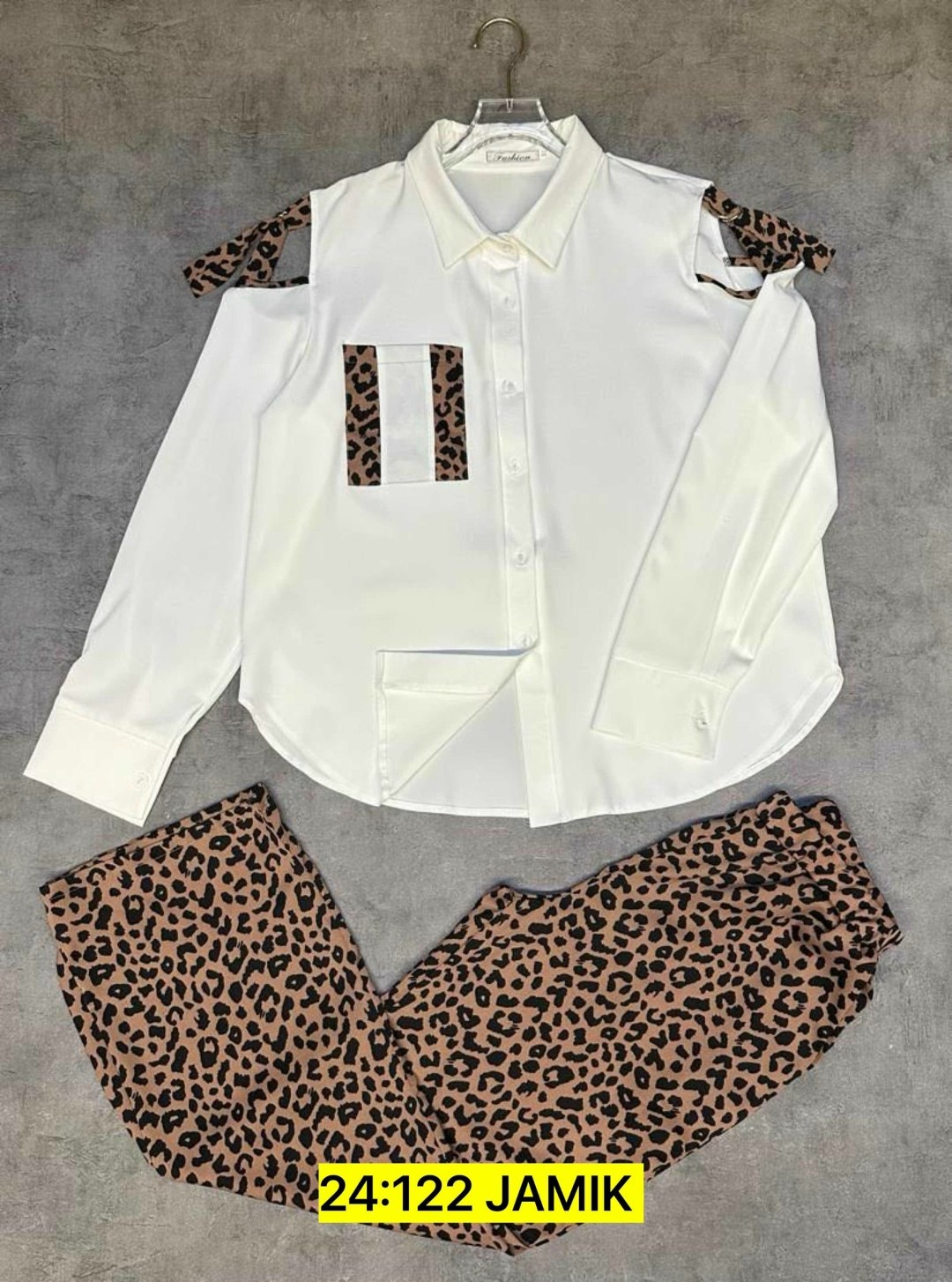 костюмы брючные,блузка стильная,костюмы женские,стильная блуза,костюмы двойки