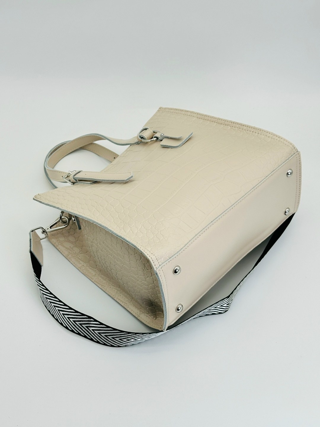 сумка женская,сумка женская на плече из натуральной кожи,женская кожаная сумка,бежевая сумка,сумка