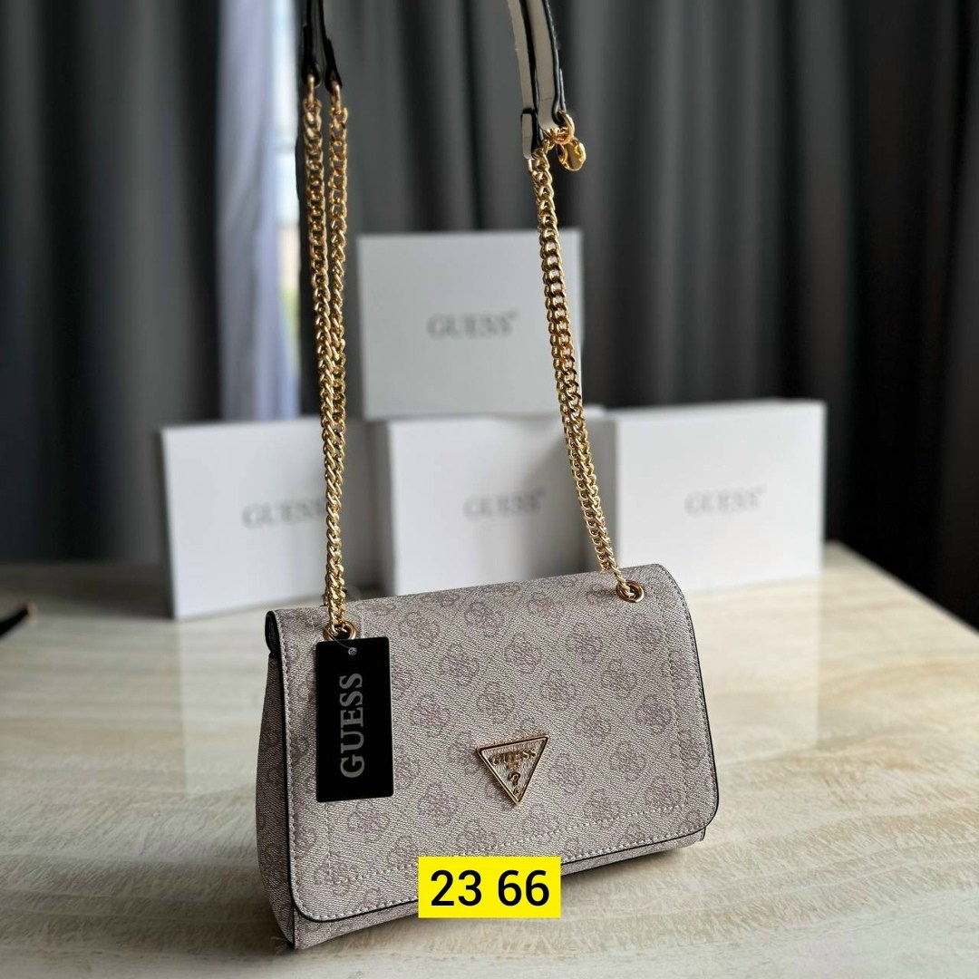 cумка женская guess,guess сумка на плечо,guess сумка,сумка через плечо guess,черная сумка guess