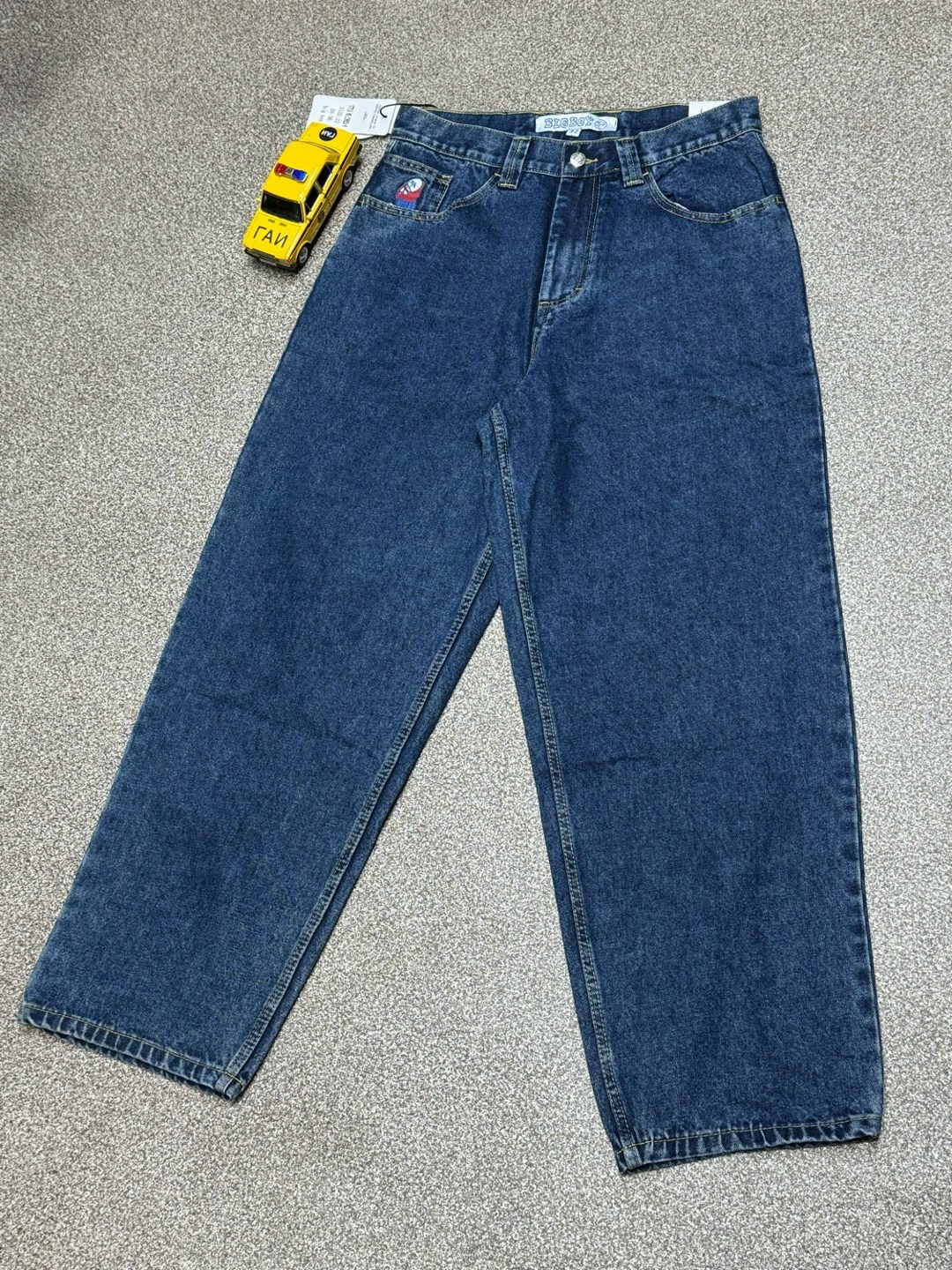 джинсы мужские,брюки джинсы,мужские брюки,мужские классические джинсы,черные джинсы мужские