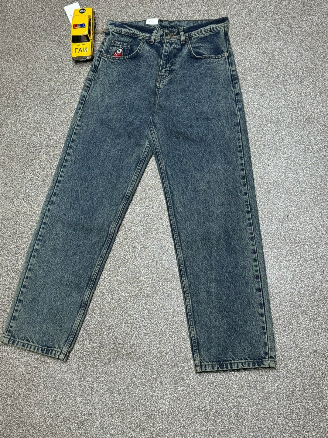 джинсы мужские,брюки джинсы,мужские брюки,мужские классические джинсы,черные джинсы мужские