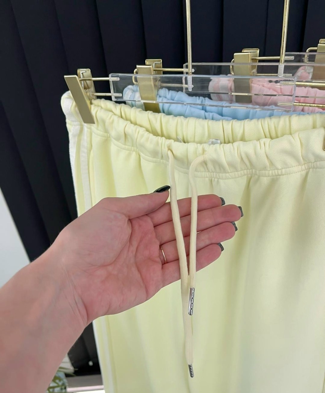 брюки модные,спортивные брюки,штаны широкие,широкие брюки,розовые брюки