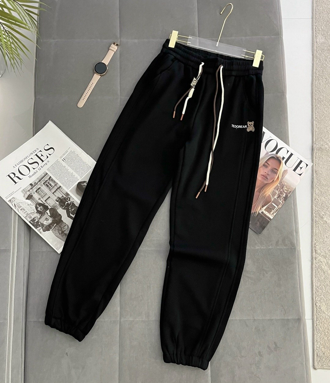 спортивные брюки,спортивные брюки зеленые,брюки в спортивном стиле,брюки модные,штаны модные