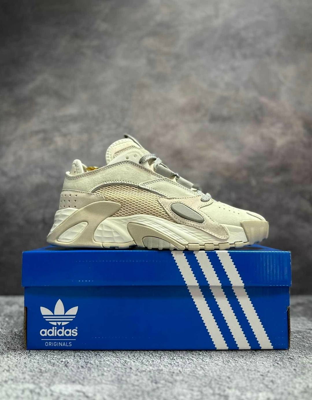 кроссовки adidas streetball,кроссовки adidas,кроссовки adidas originals streetball,кроссовки мужские бежевые adidas,мужские кроссовки adidas