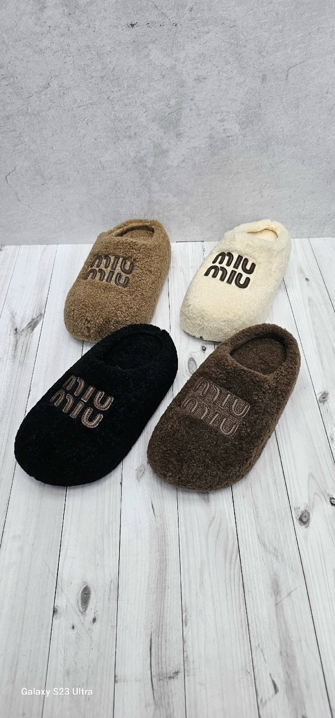 тапочки miu miu,тапочки модные,домашние тапочки женские,женские тапочки,плюшевые тапочки