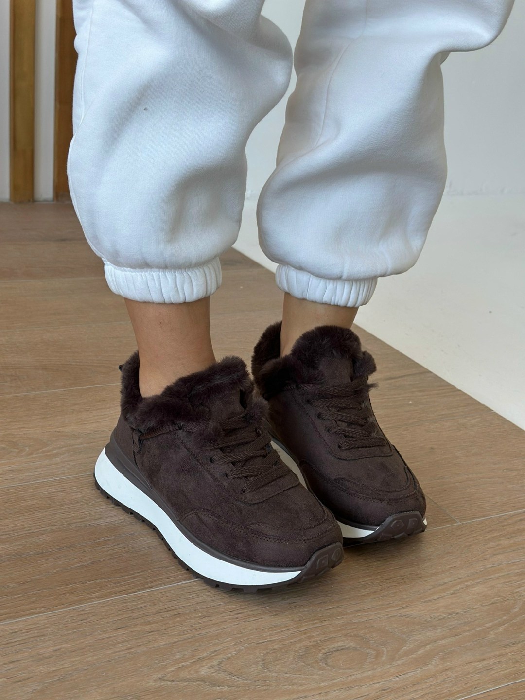 ,зимние кроссовки женские,кроссовки женскиe,зимние кроссовки,замшевые кроссовки