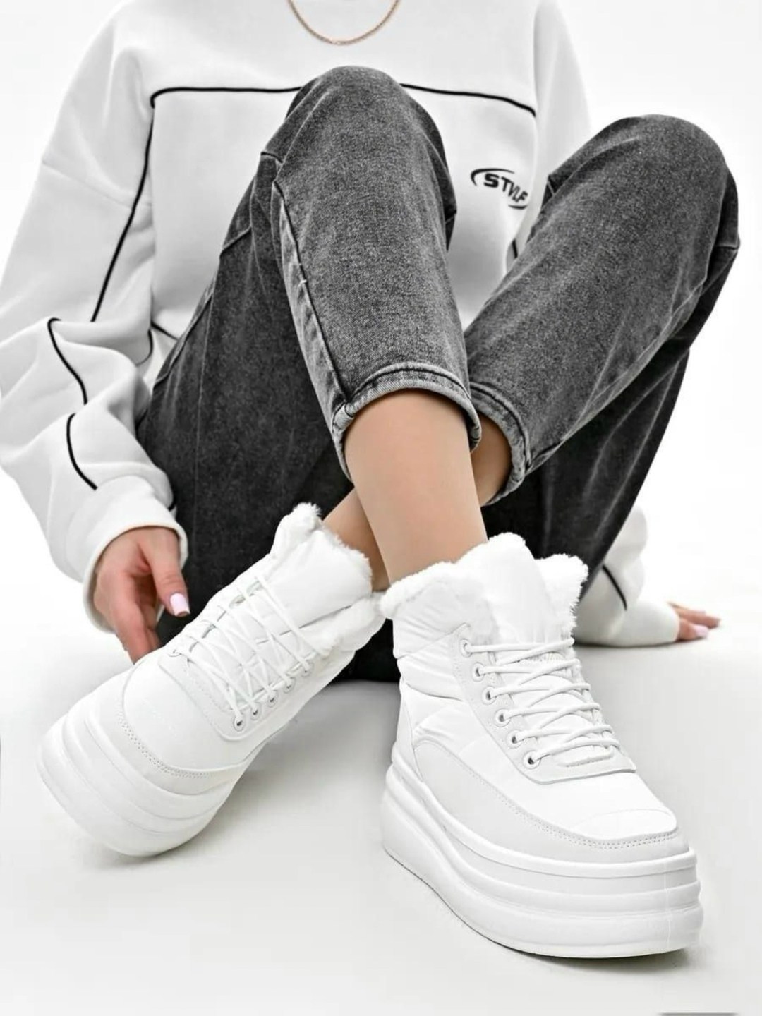 ,кроссовки женскиe,женские зимние кроссовки,зимняя  женская,кроссовки кеды