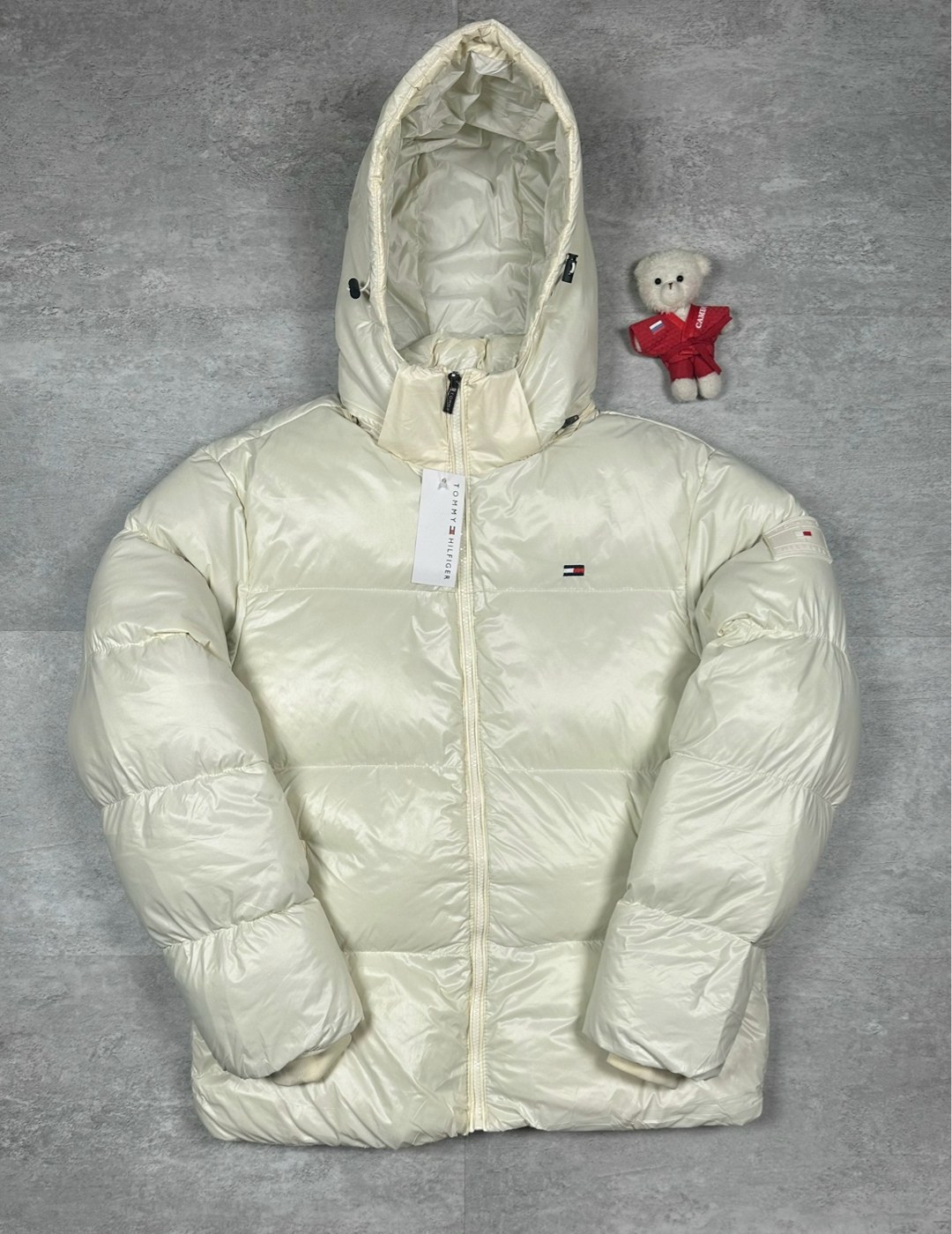 бежевый пуховик tommy hilfiger,пуховик tommy hilfiger мужской,куртка зимняя tommy hilfiger,пуховик tommy hilfiger женский,пальто томми хилфигер мужские