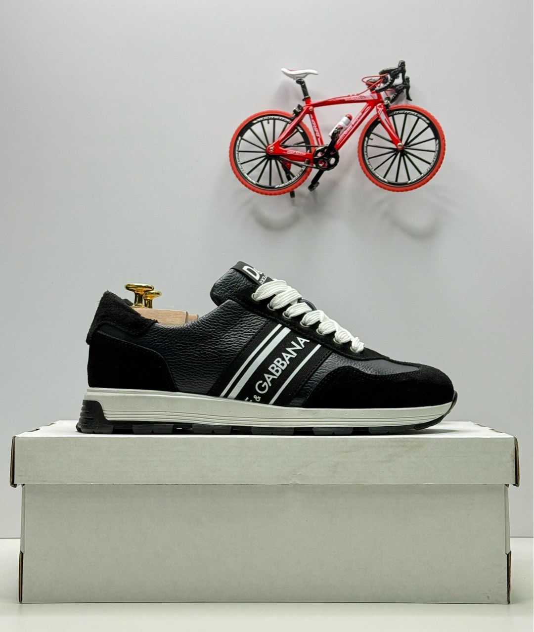 кроссовки boss мужские,дольче габбана кроссовки мужские замшевые,,кроссовки прада,кроссовки армани