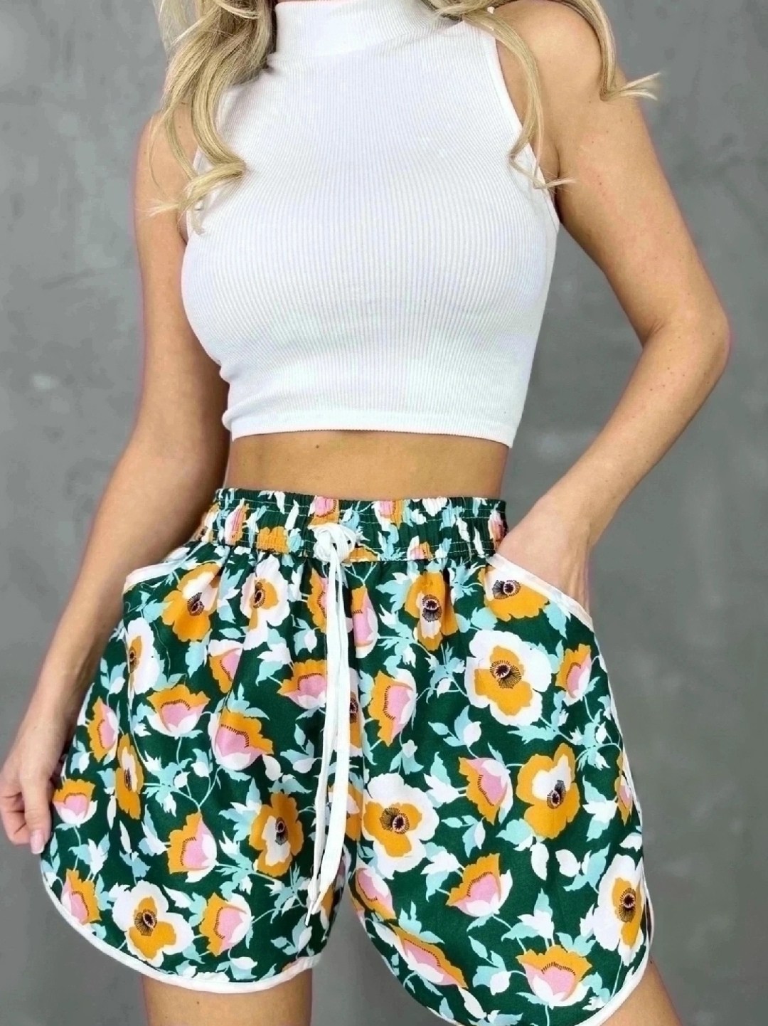 женские шорты,женские летние шорты,шорты бриджи,шорты летние,шорты модные