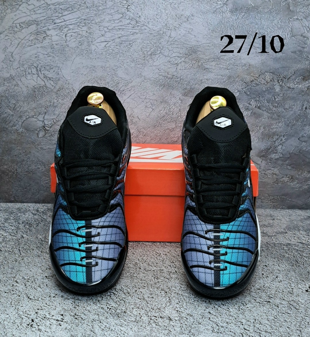 кроссовки nike air max tn plus,кроссовки мужские nike air max plus,кроссовки,самые популярные кроссовки найк,кроссовки для мужчин
