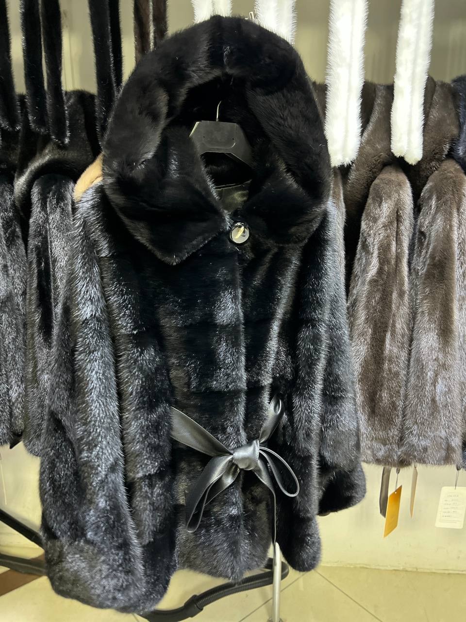 норковая шуба,норковая шуба летучая мышь поперечка,шуба норка,шуба норковая с капюшоном,шуба из норки