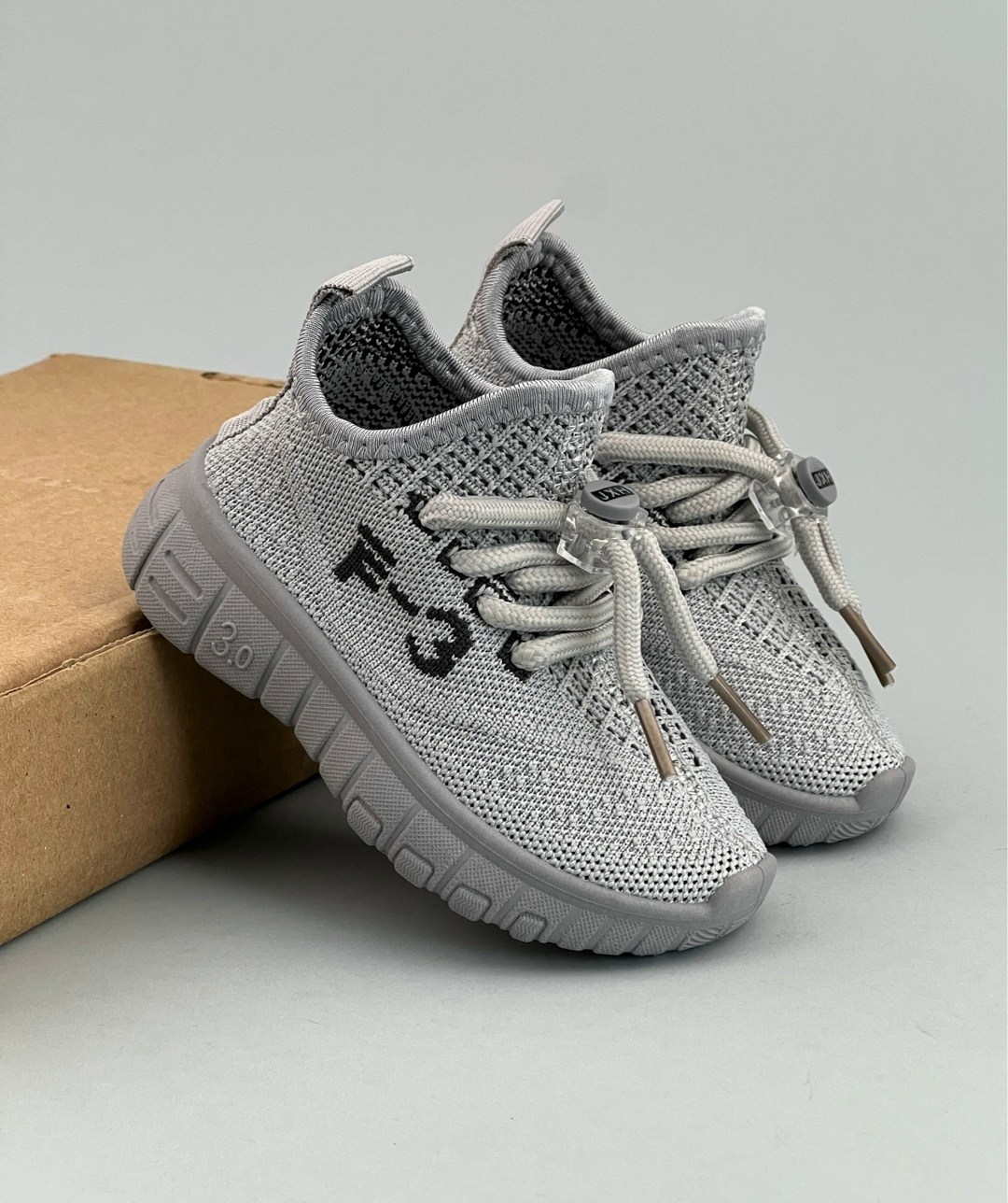 ,детские ботинки,кроссовки детские изики,детские кроссовки,кроссовки мальчику