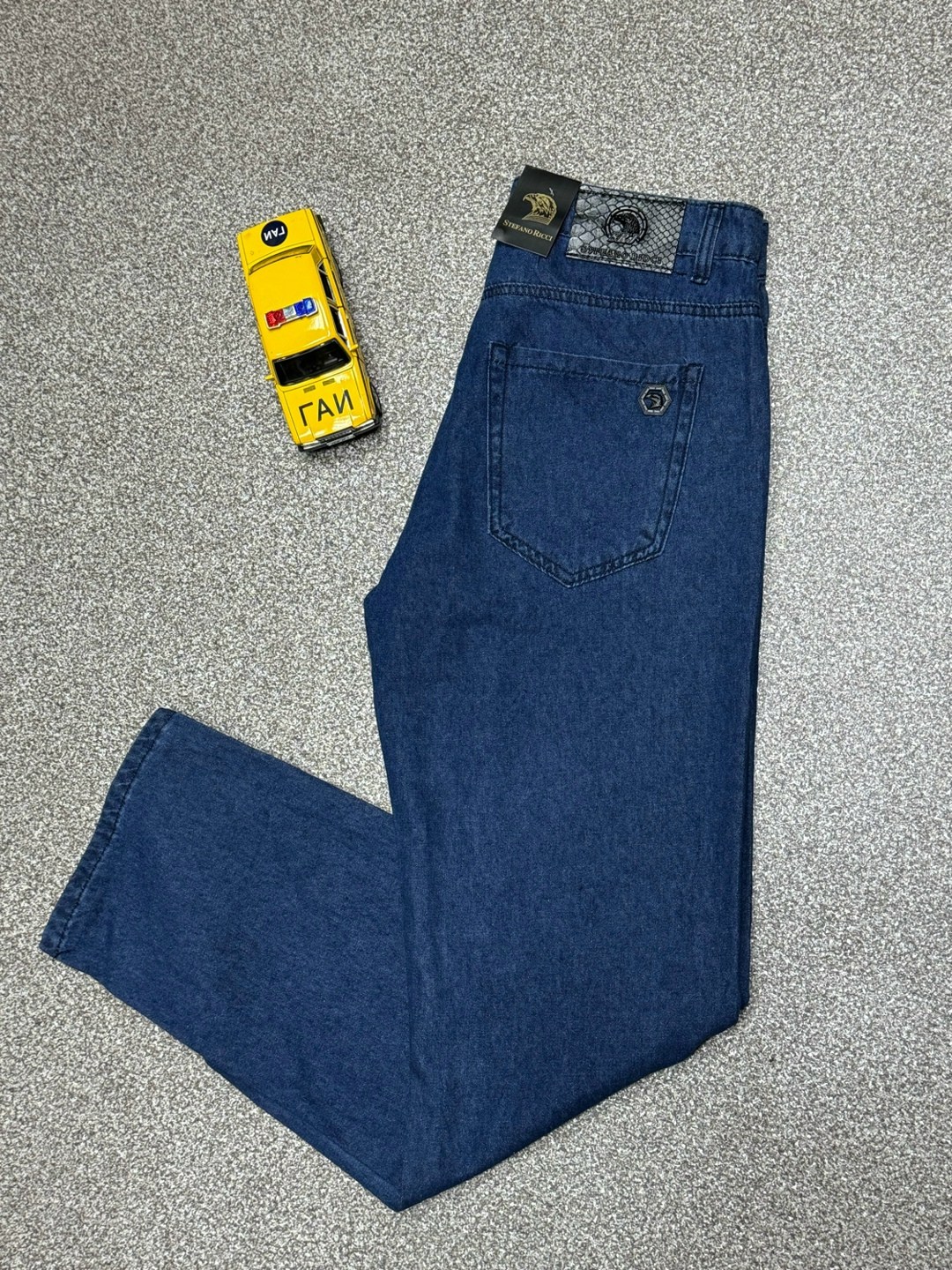 мужские джинсы,джинсы джинсы,темно синие джинсы,джинсы синее,женские джинсы