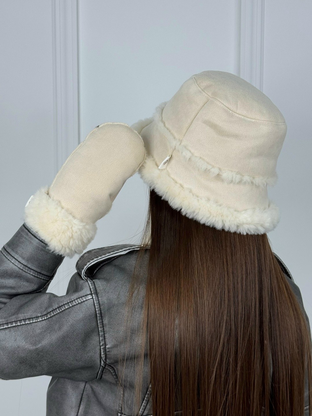 женская зимняя шапка,шапка женская меховая,варежки меховые,варежки меховые женские,шапка ушанка женская