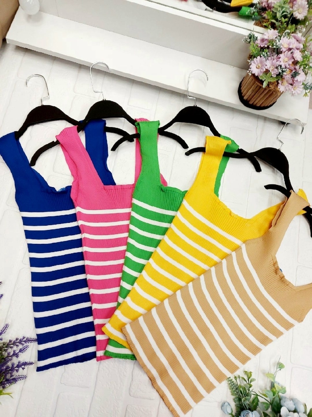 вязаные топы,трикотажная майка,трикотажный топ,майка женская,майка в полоску