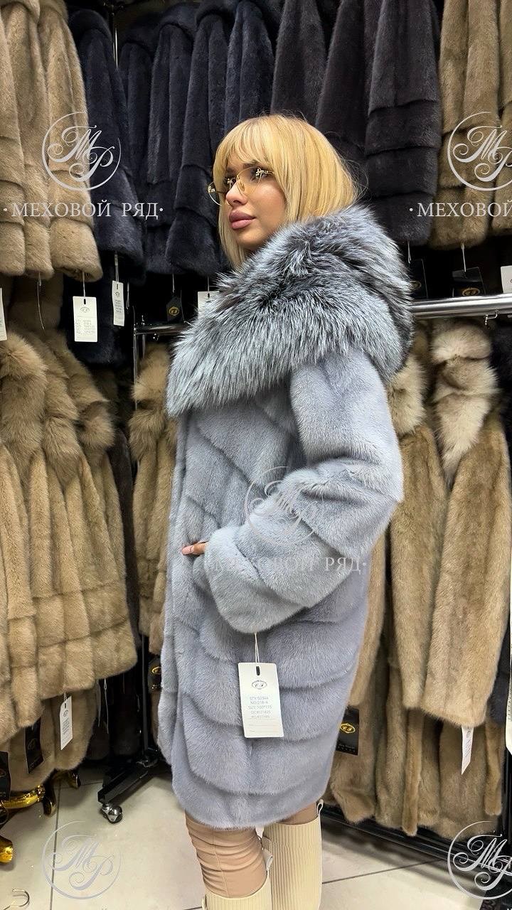 шуба голубая норка,норковая шуба с капюшоном,шуба норковая,шуба с капюшоном,шубка