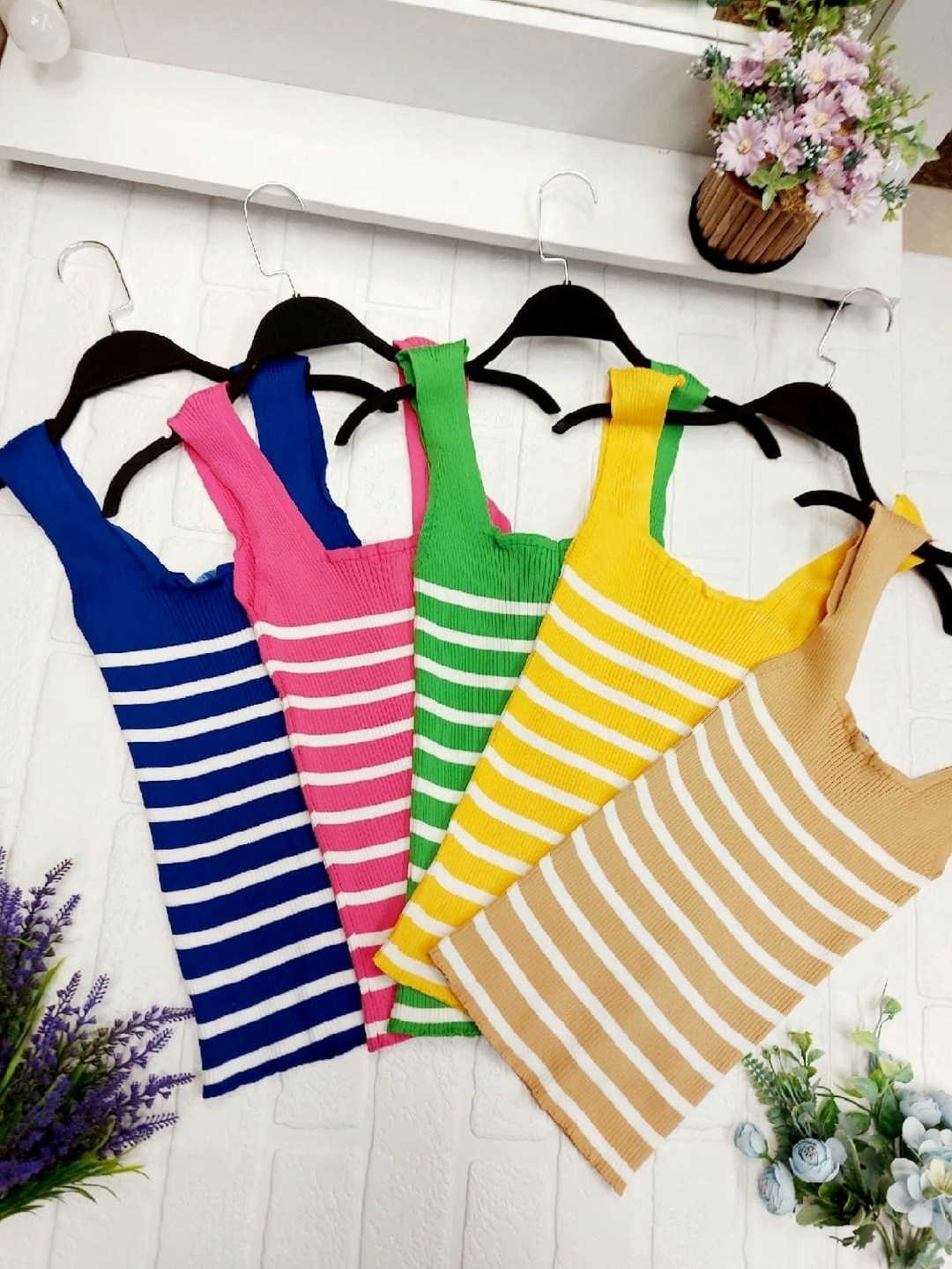 вязаные топы,трикотажная майка,трикотажный топ,майка женская,майка в полоску