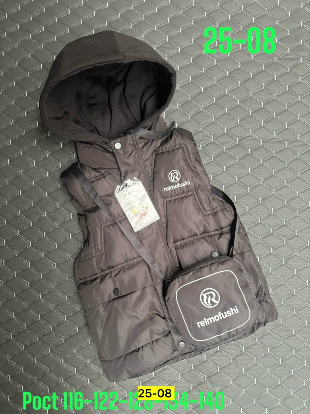 жилет детский,жилетка детская,жилетка,жилеты детские,жилет