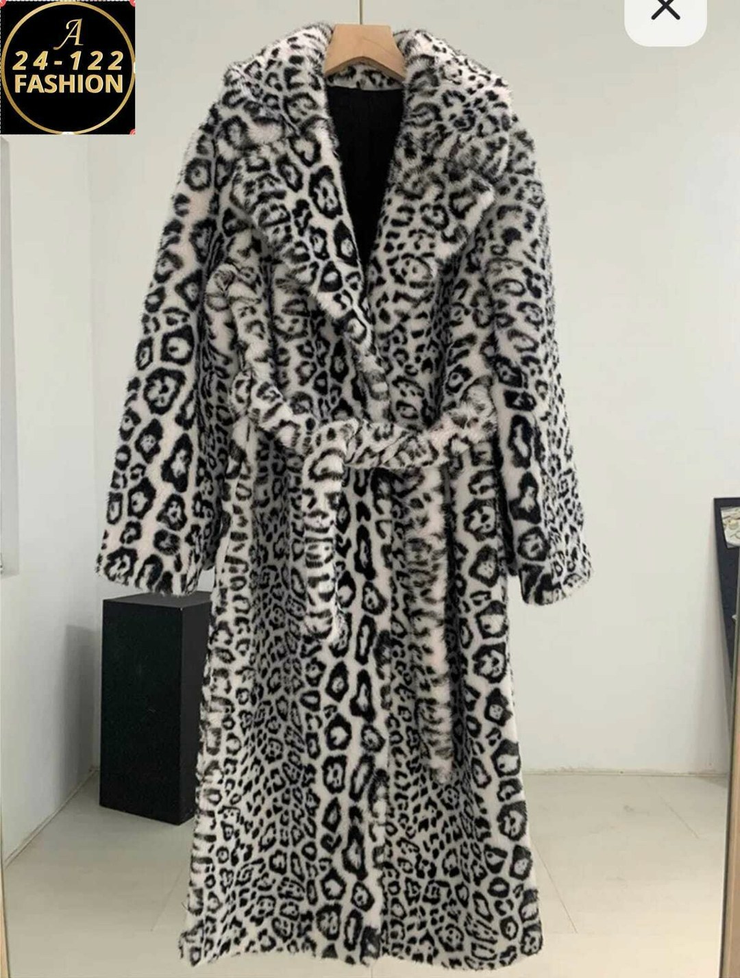 пальто из искусственного меха,пальто из искусственного меха с леопардовым,меховое пальто женское,шуба леопардовая,модное пальто