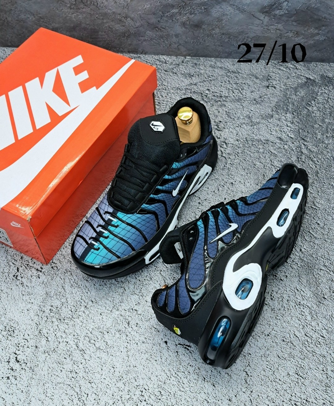 кроссовки nike air max tn plus,кроссовки мужские nike air max plus,кроссовки,самые популярные кроссовки найк,кроссовки для мужчин
