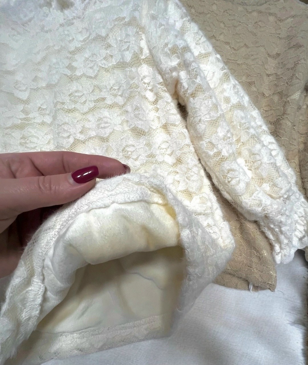 блузка элегантная,кофта с кружевами,свитер с кружевом,бежевая кофта,кружевные блузки