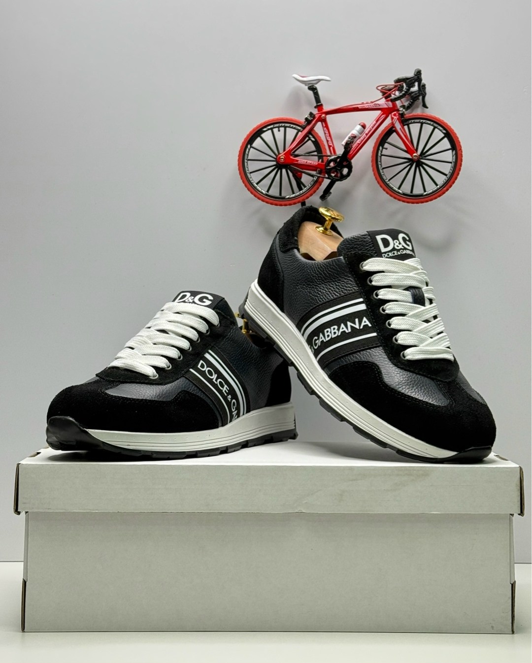 кроссовки boss мужские,дольче габбана кроссовки мужские замшевые,,кроссовки прада,кроссовки армани