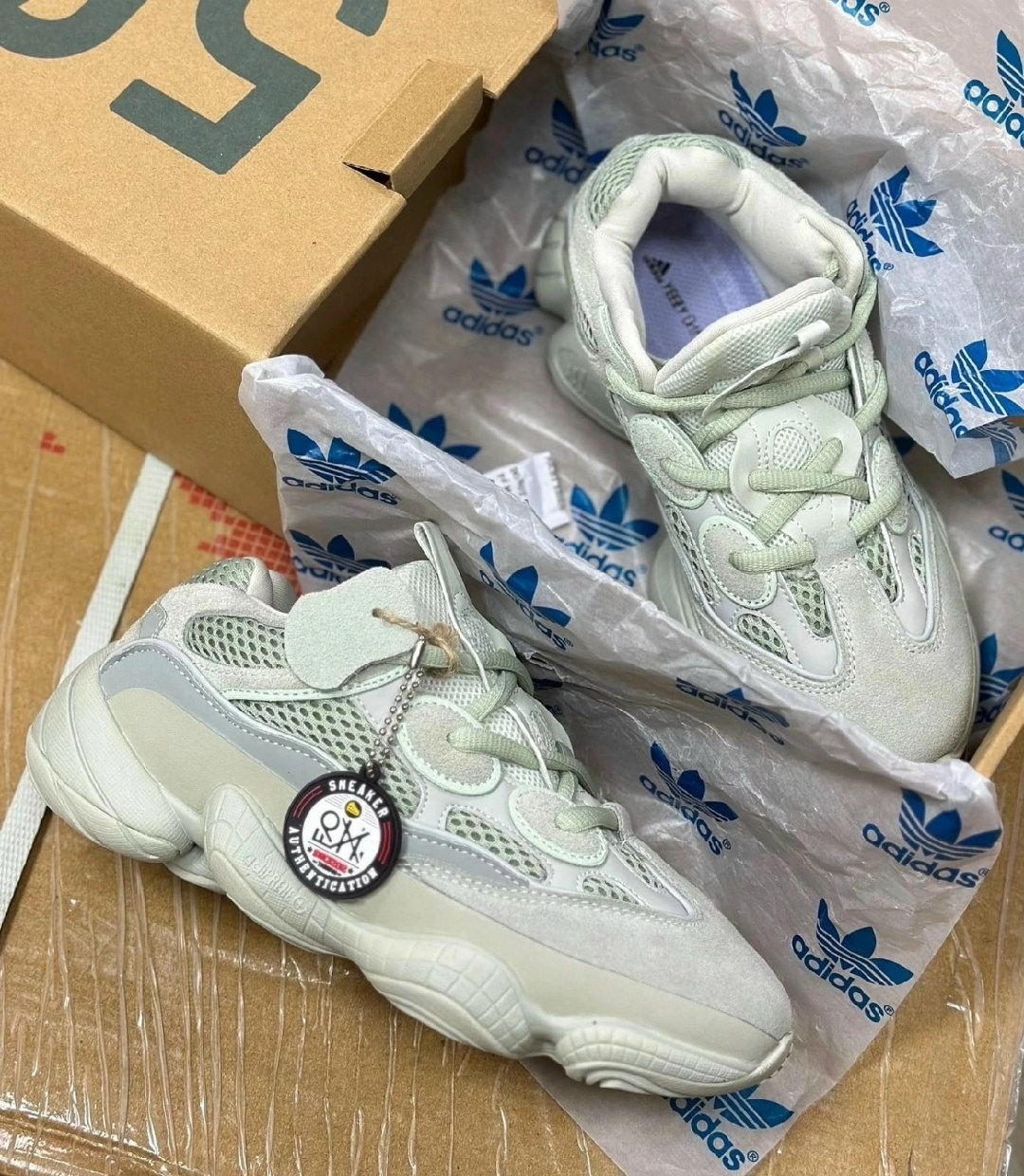 кроссовки adidas yeezy boost 500,adidas yeezy 500,кроссовки adidas yeezy 500,кроссовки,adidas yeezy boost 500
