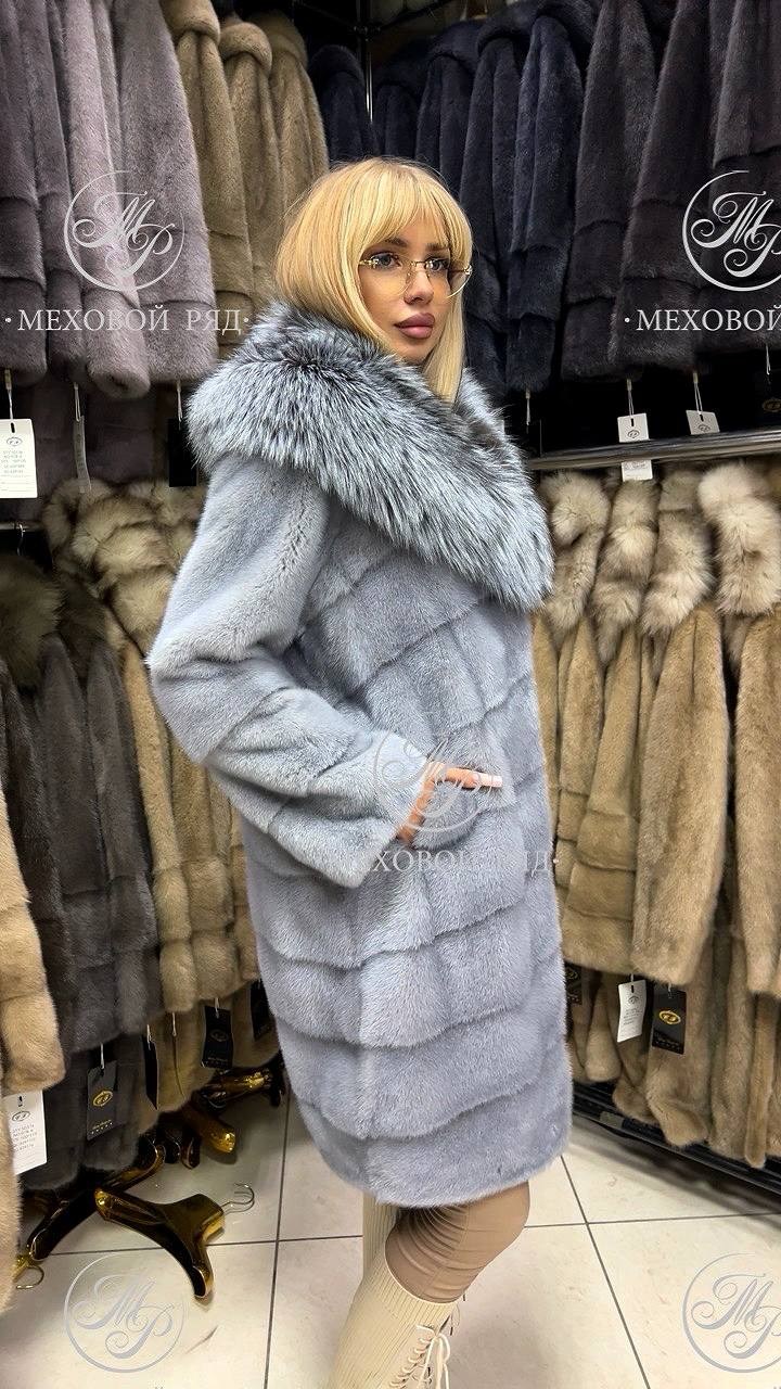 шуба голубая норка,норковая шуба с капюшоном,шуба норковая,шуба с капюшоном,шубка