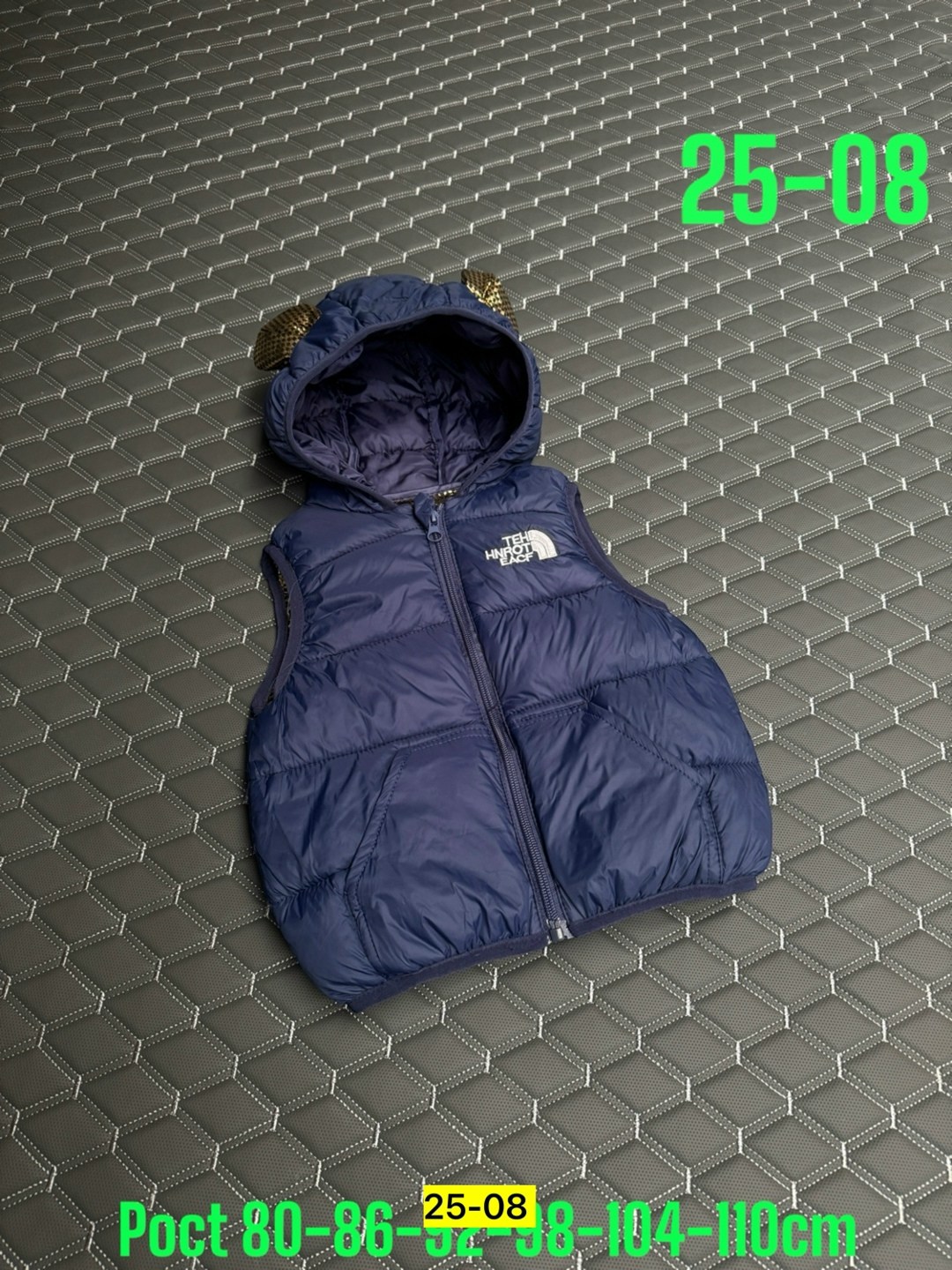 жилетка детская,жилет детский,жилет для малыша,жилеты детские,жилетка