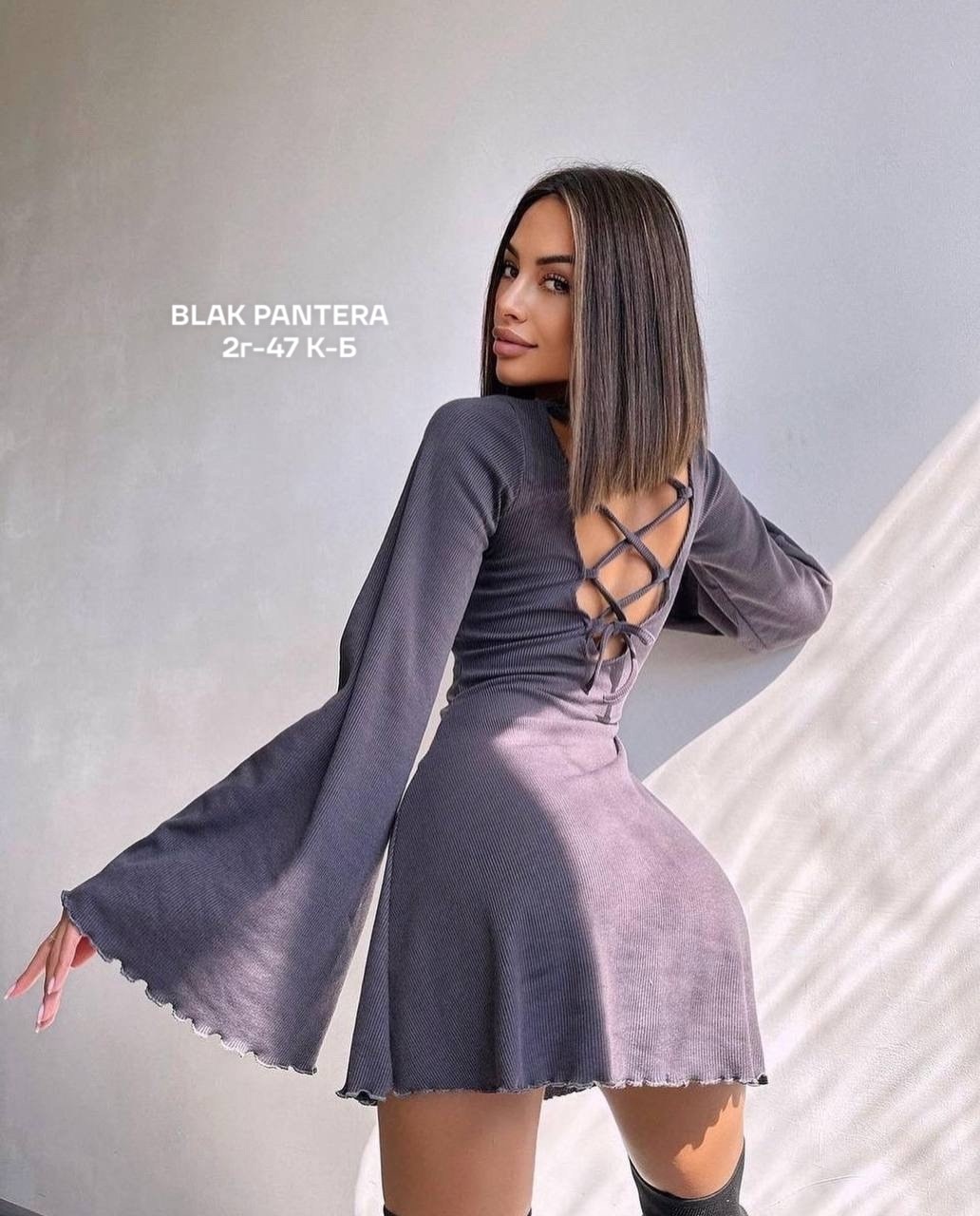 платье рукавами,элегантное платье,расклешенные рукава,трикотажное платье мини,платье