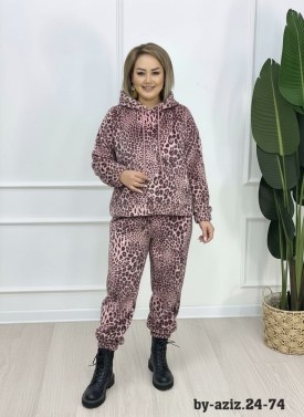 Костюм