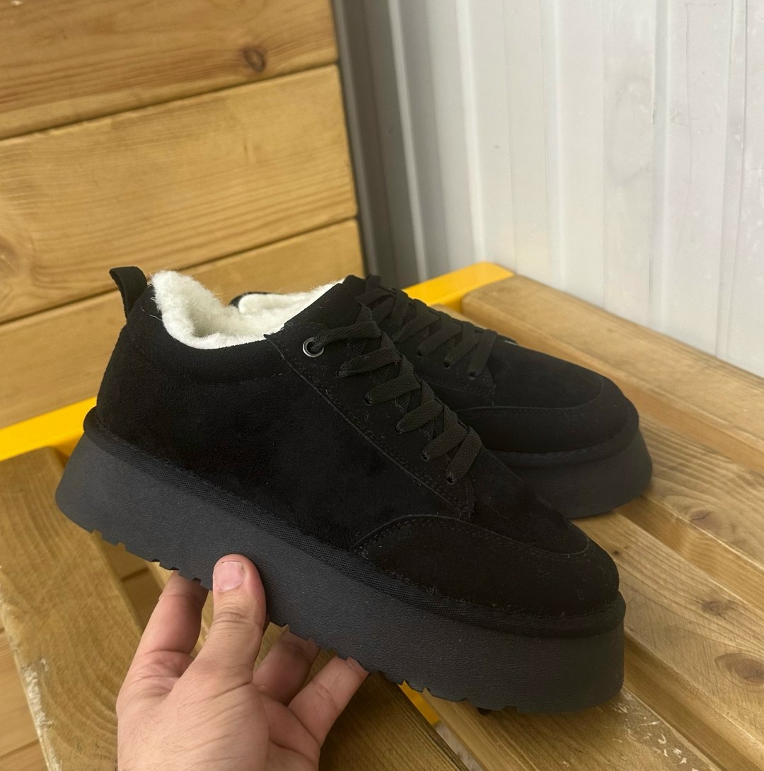 ,обуви,замшевые кроссовки,замшевые кеды,спортивная