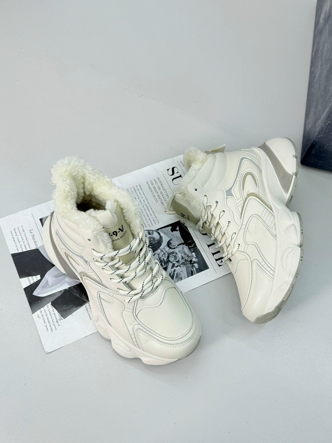 кроссовки женскиe,теплые кроссовки,женские зимние кроссовки,женские массивные кроссовки,женские зимние кроссовки reebok бежевые