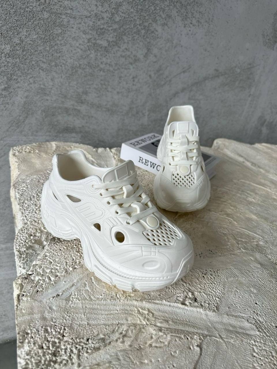 кроссовки,женские кроссовки, женская,спортивная ,кроссовки для женщин