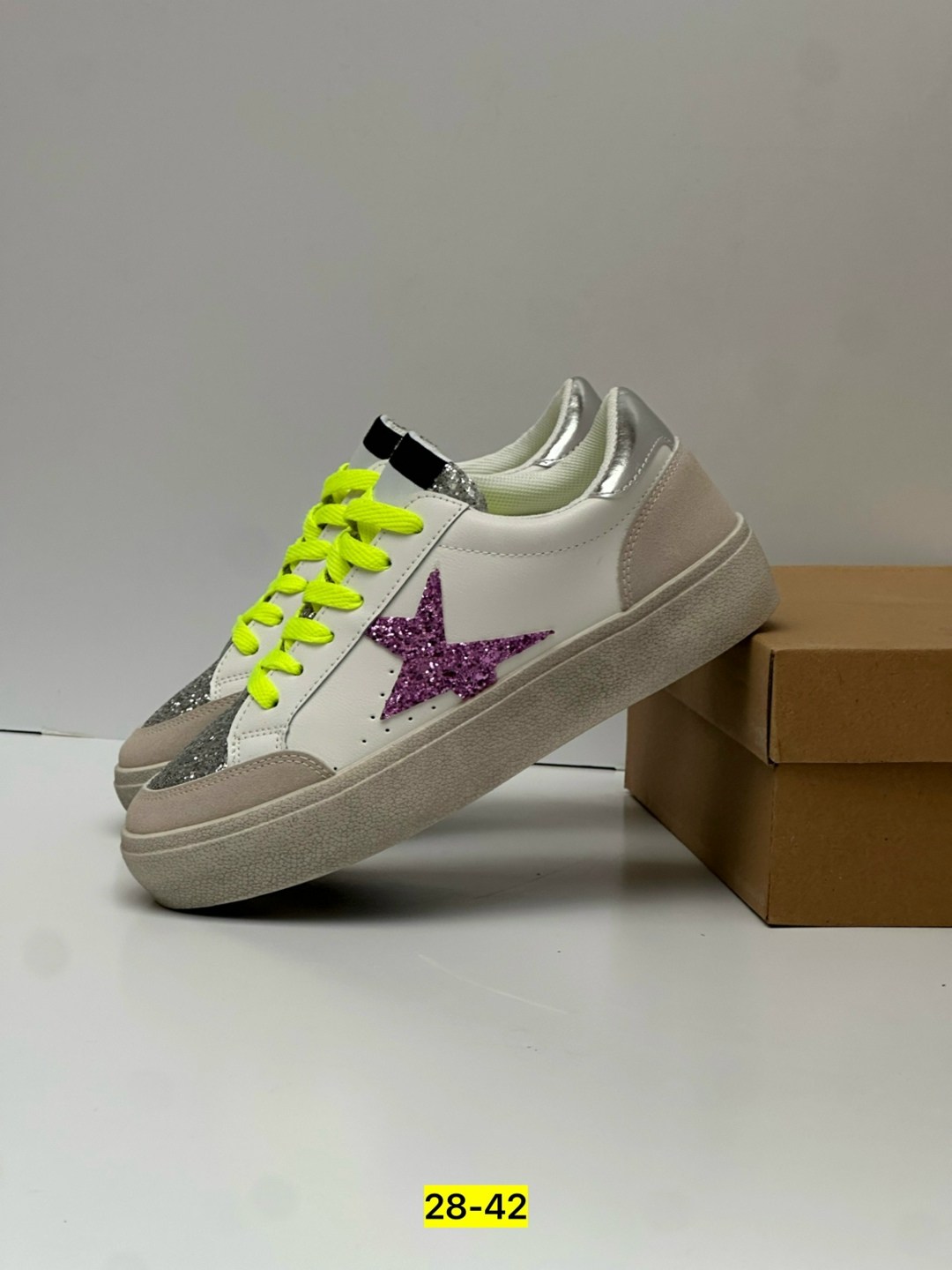 ,стильные кеды,обуви,блестящие кроссовки, женская
