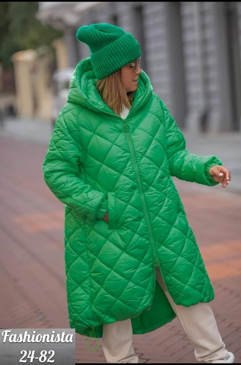 пальто на синтепоне,удлиненная куртка,куртка модная,белое стеганое пальто,пальто пуховик