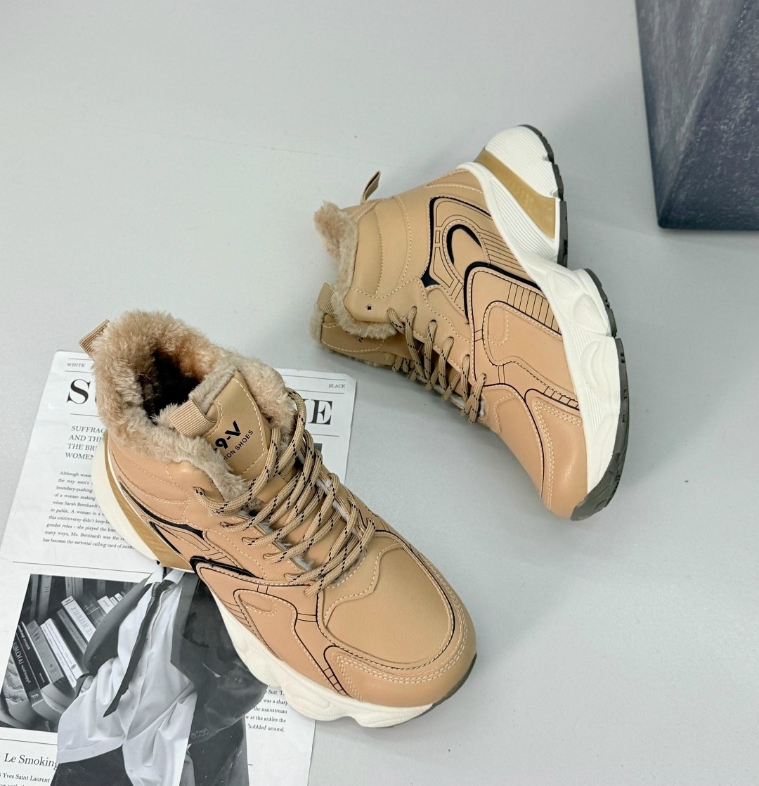 кроссовки женскиe,теплые кроссовки,женские зимние кроссовки,женские зимние кроссовки reebok бежевые,женские массивные кроссовки