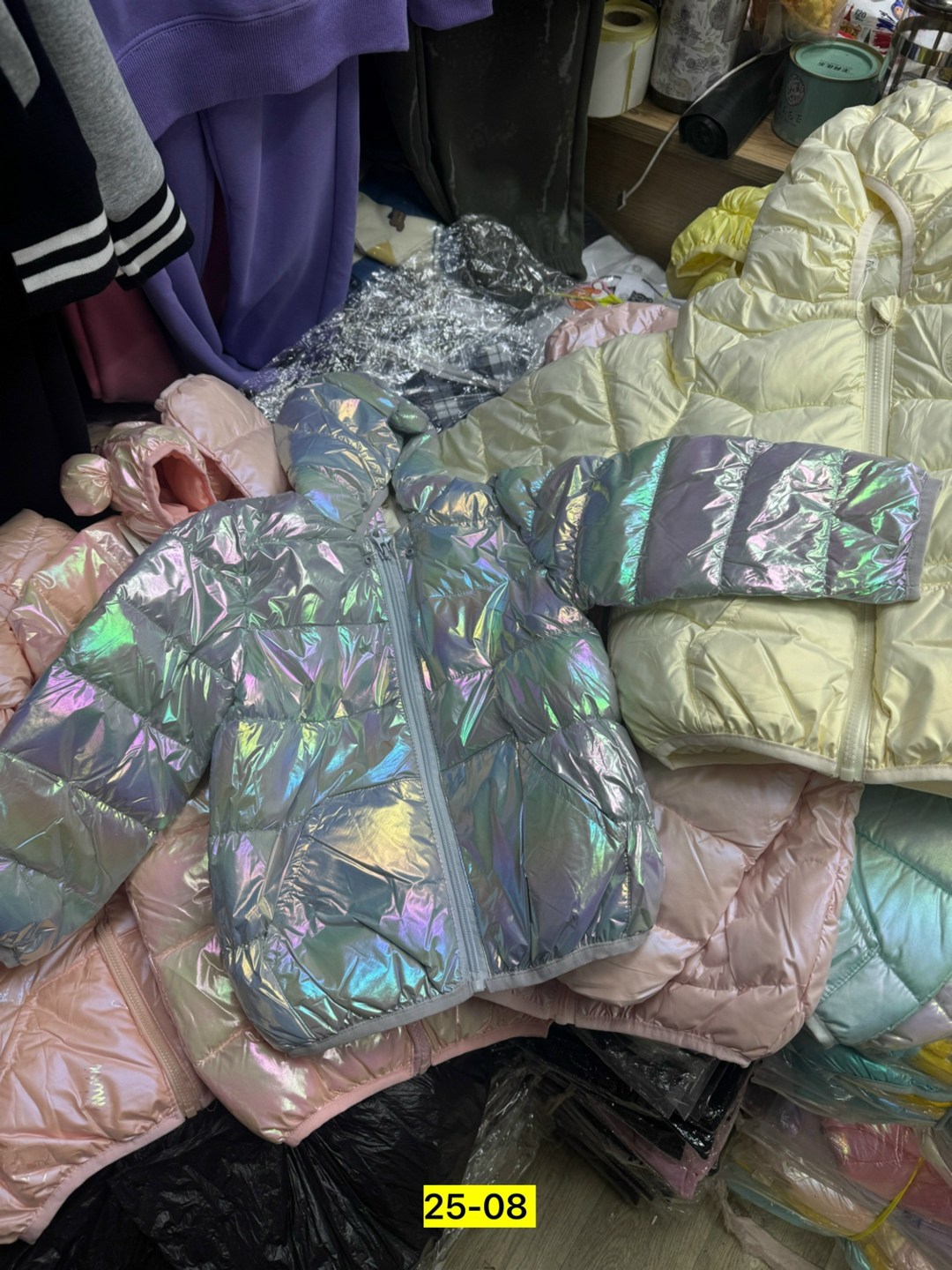 куртка,демисезонная куртка,куртка перламутровая,детская куртка,перламутровая куртка для девочки