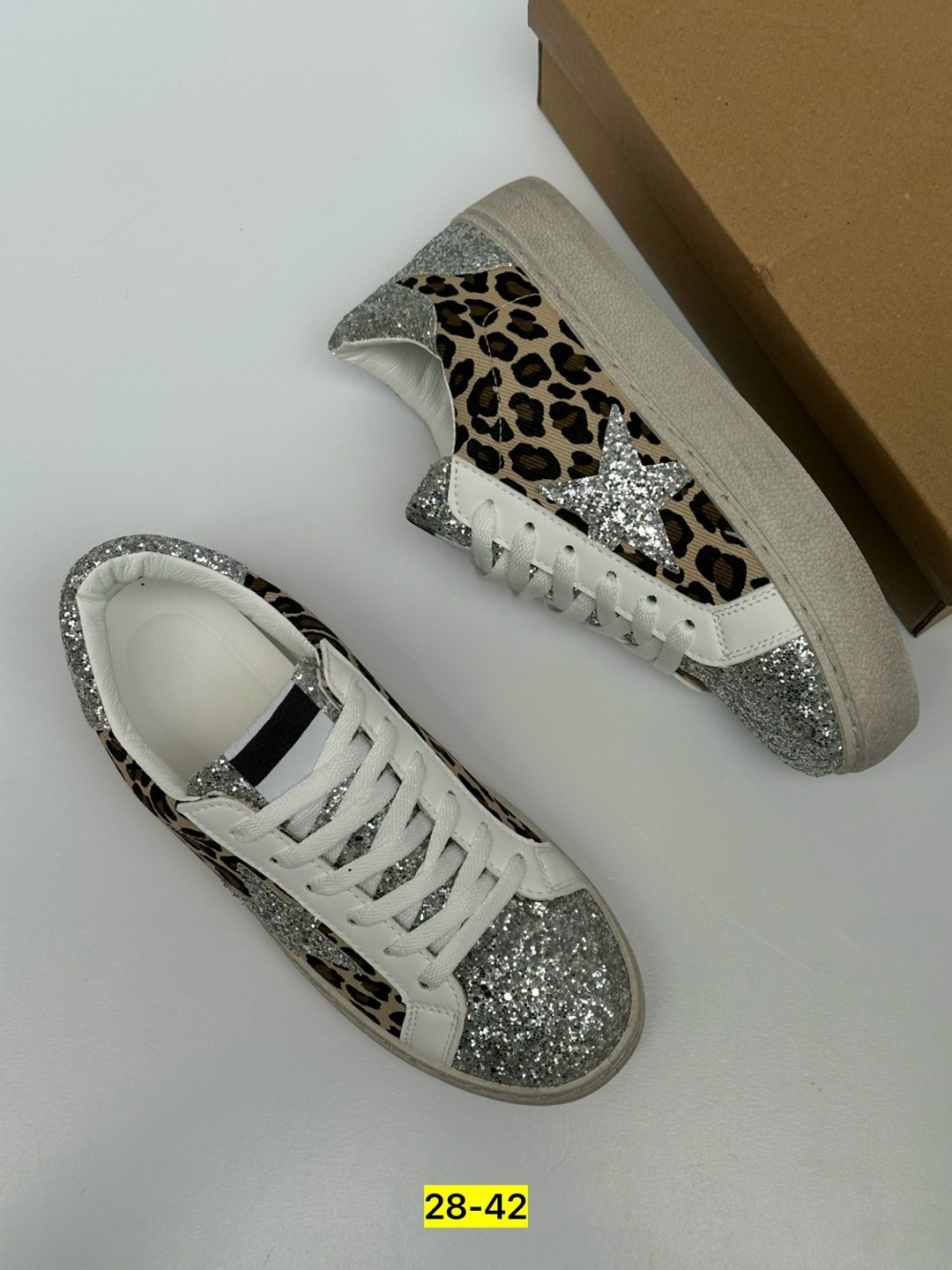 ,стильные кеды,обуви,блестящие кроссовки, женская