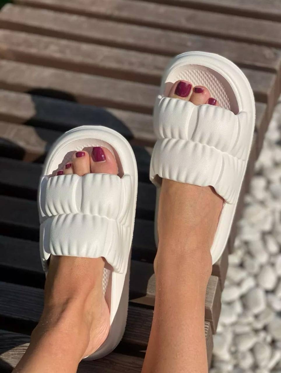 ,шлёпанцы женские,шлепки женские,женские тапки,модные тапочки