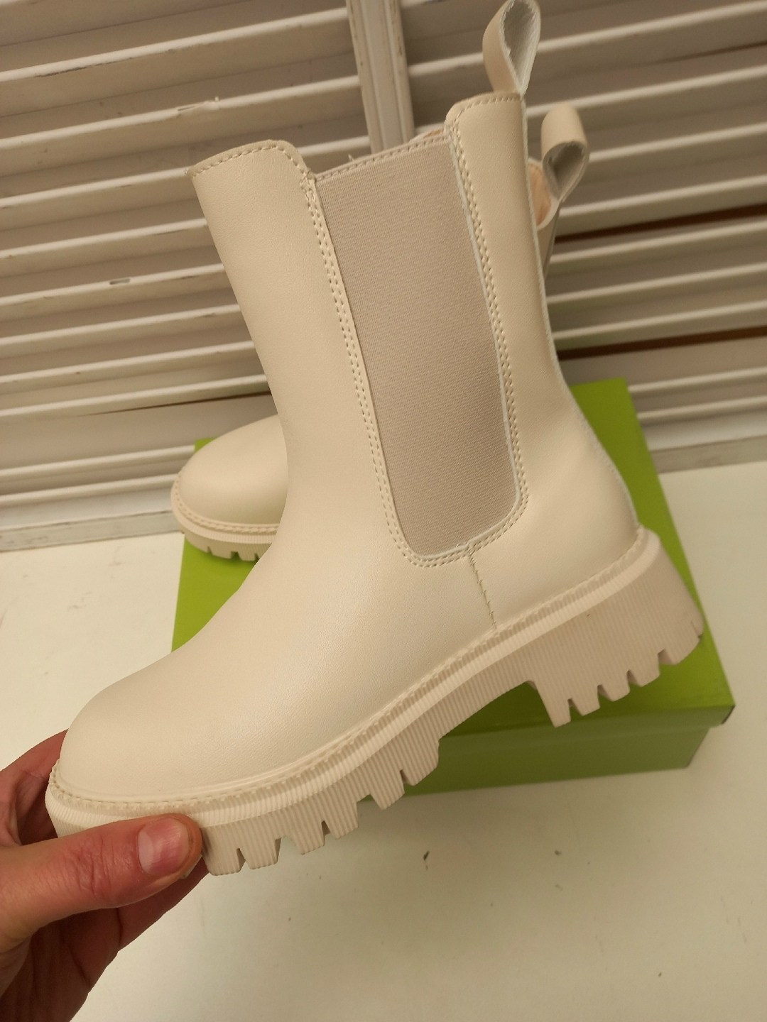 ,женские ботинки,ботинки бежевые, женская зимняя,ботинки