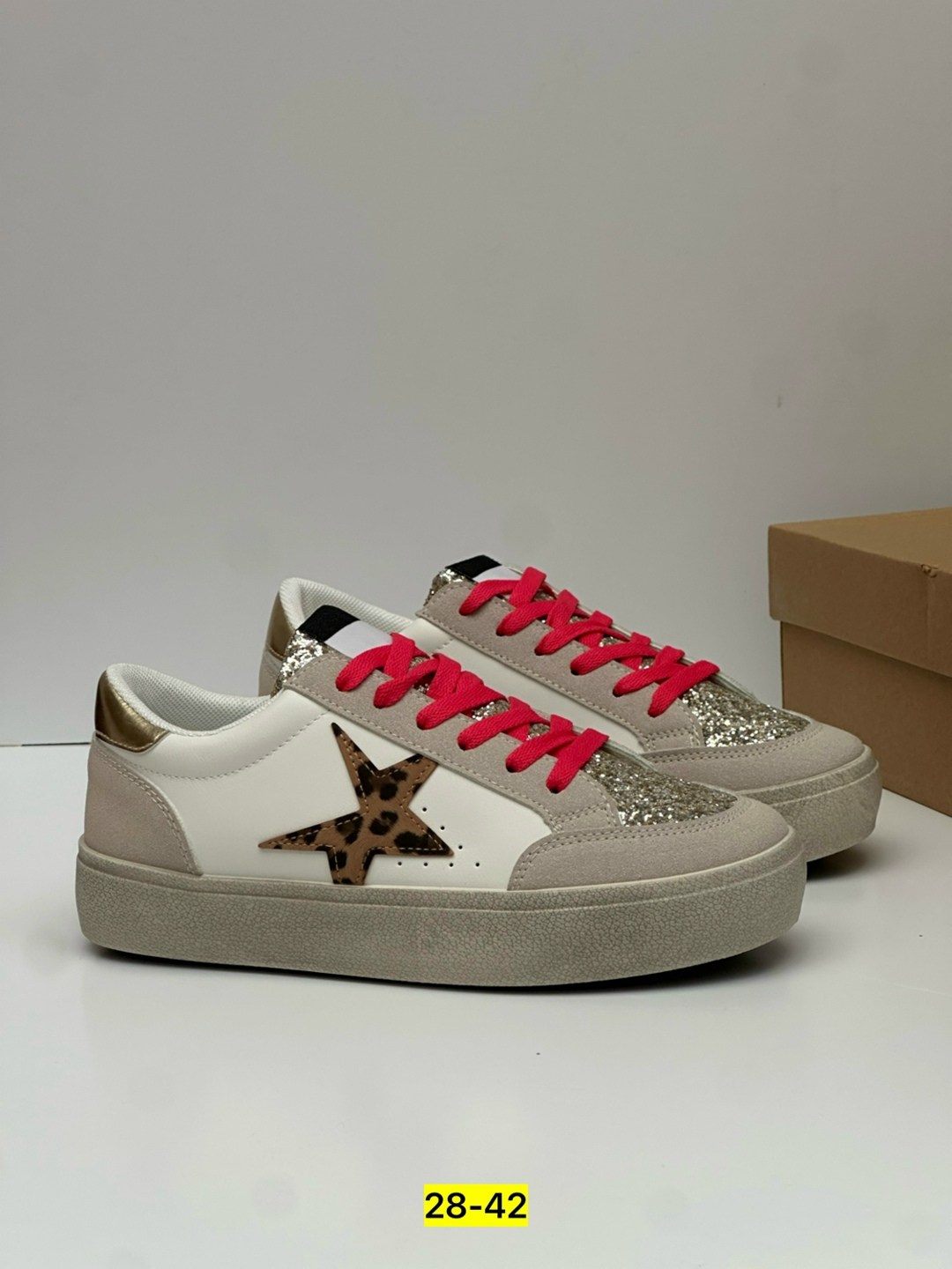 ,стильные кеды,обуви,блестящие кроссовки, женская