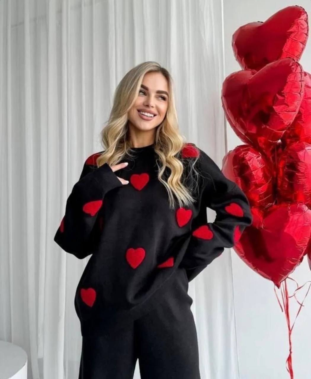 свитер с сердечками,джемпер с сердечками,кофта с сердцем,свитер женский сердце,свитера женские