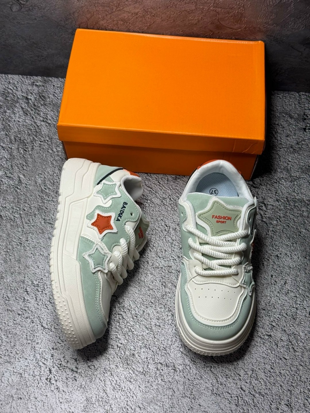 женские кроссовки, кроссовки,зелёные кроссовки,,спортивная