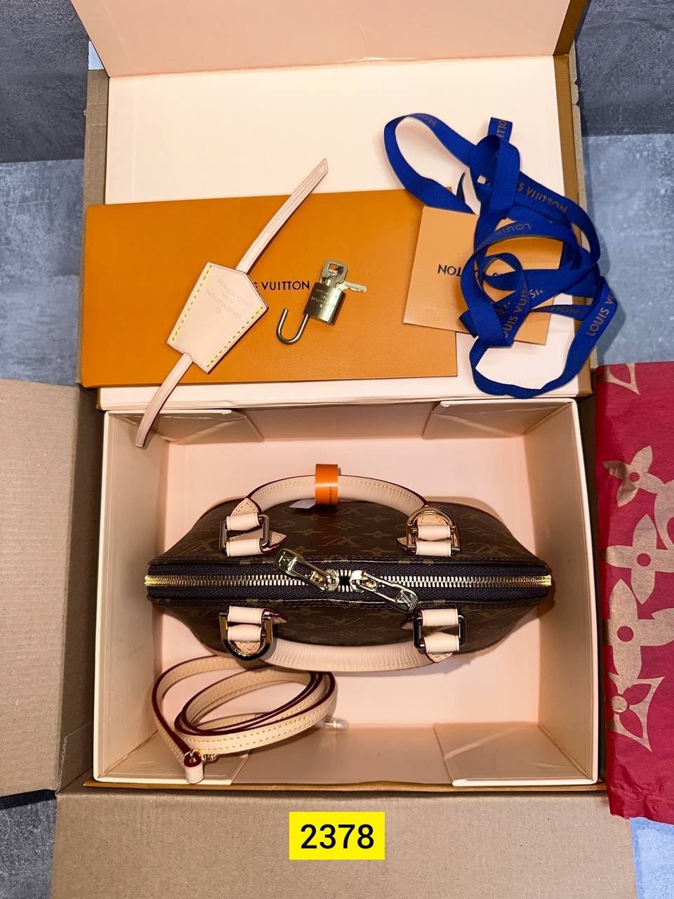 сумкa louis vuitton,женская сумка louis vuitton,сумка луи виттон,подделка сумки луи виттон альма,louis vuitton alma bb