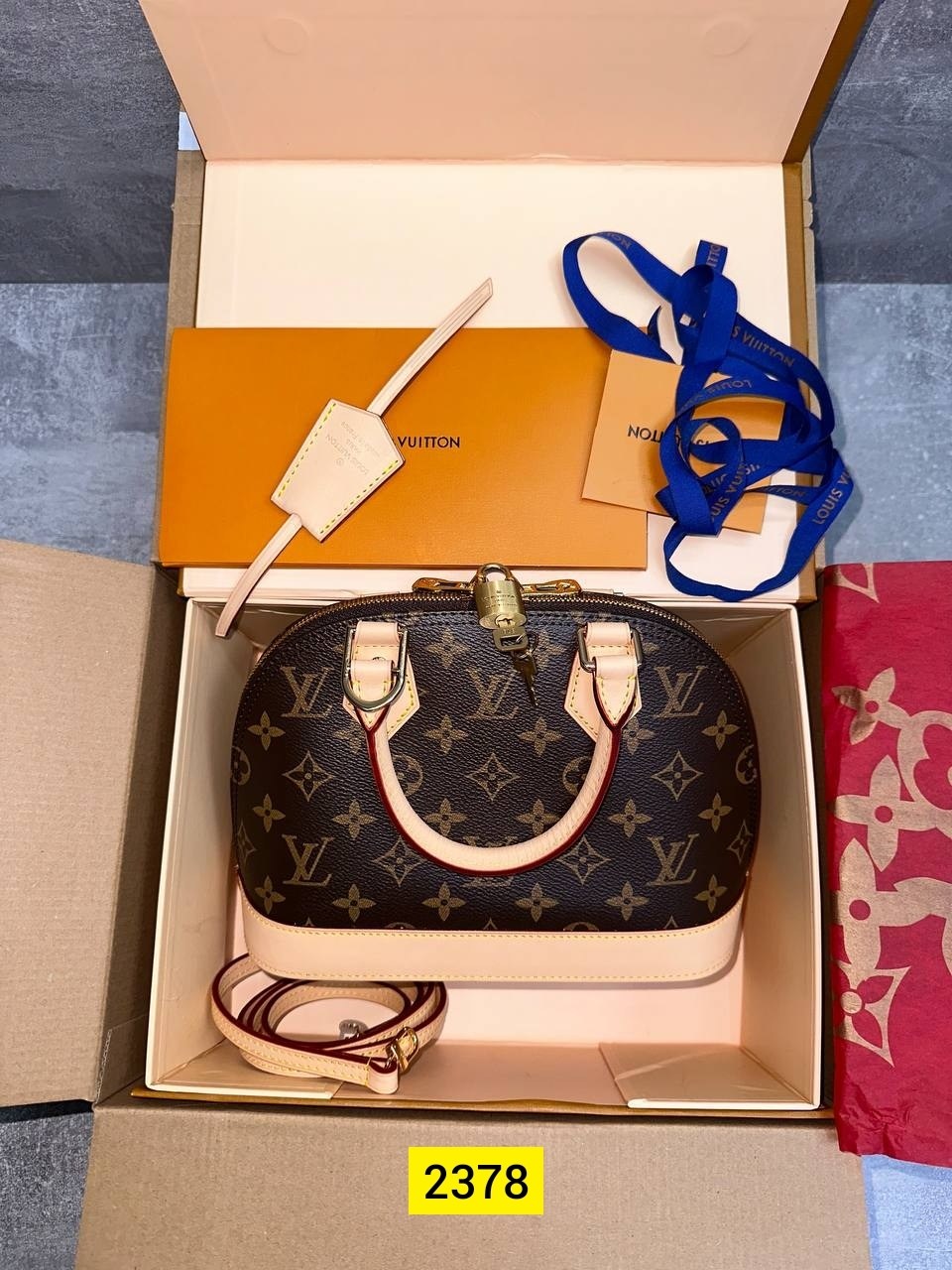 сумкa louis vuitton,женская сумка louis vuitton,сумка луи виттон,подделка сумки луи виттон альма,louis vuitton alma bb